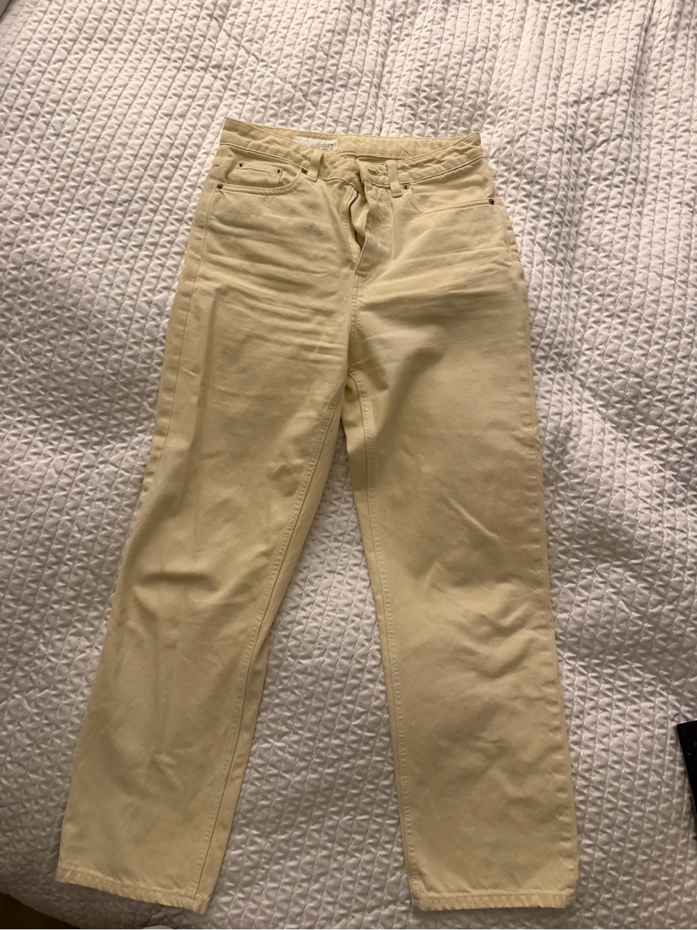 Mango High-Rise Straight Jeans in Pale Yellow